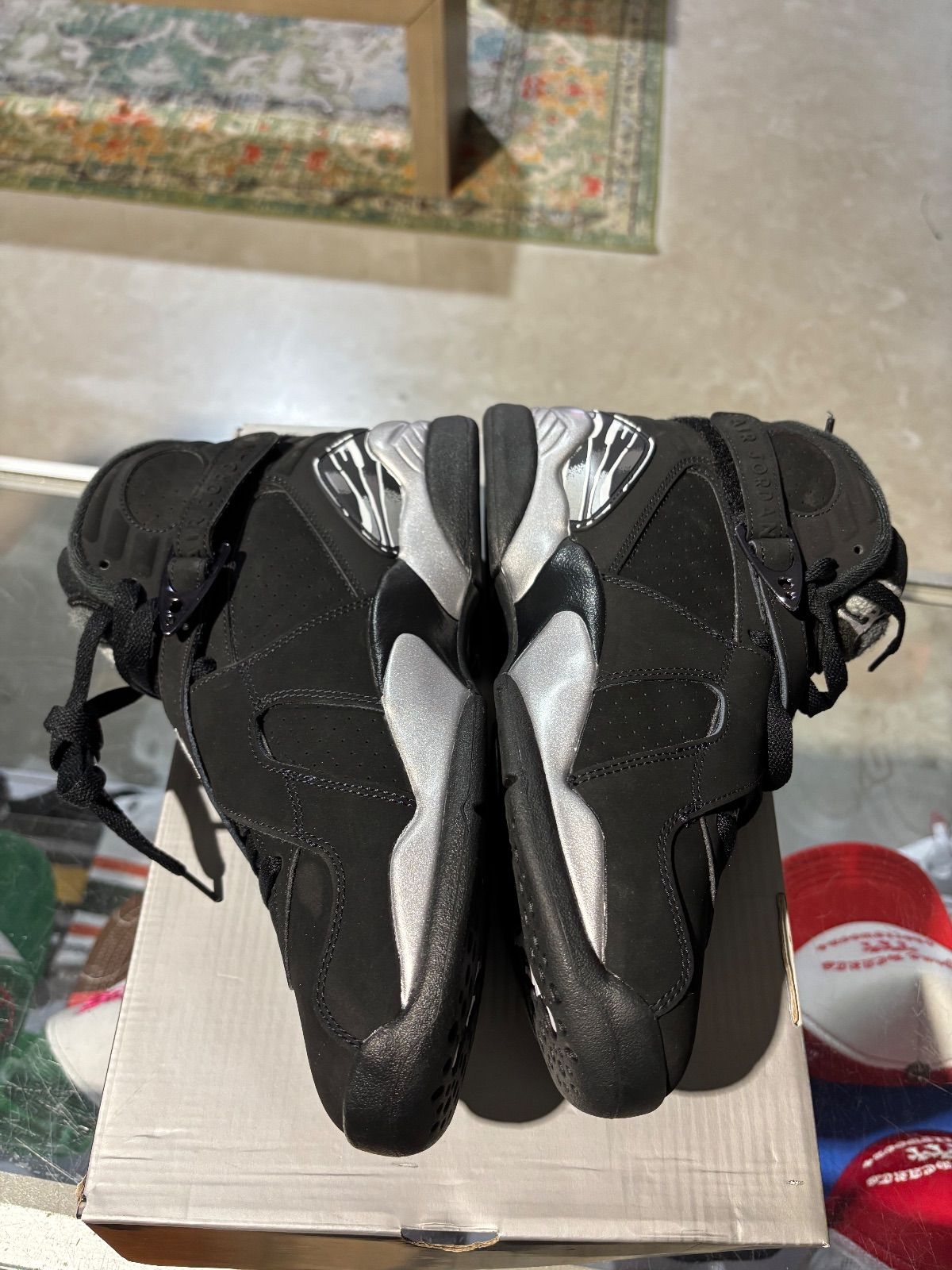 Jordan 8 Chrome Sz 9 - Pre-Owned