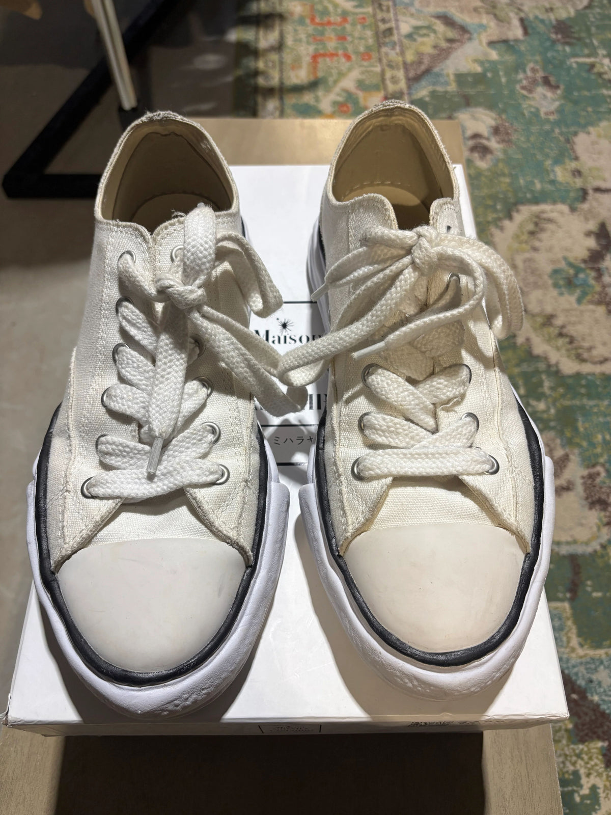 Maison Mihara White/Black Used Sz 13 - Pre-Owned