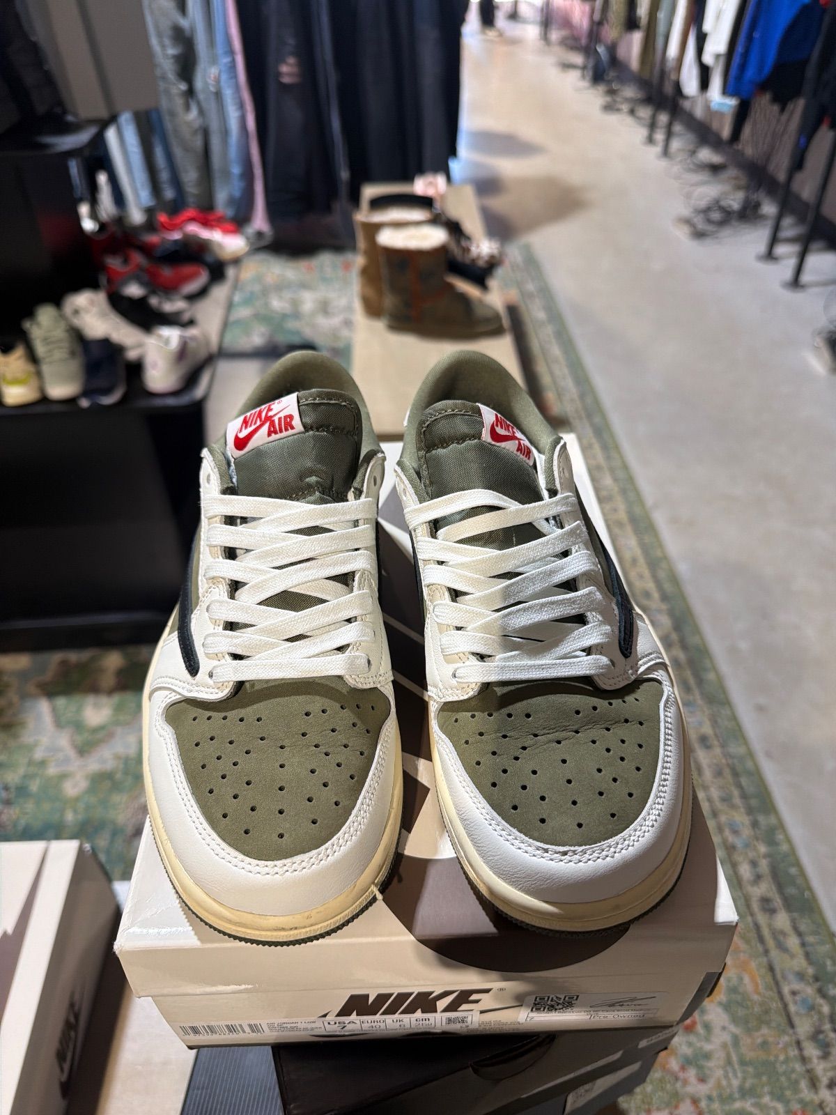 Jordan 1 Retro Low OG SP Travis Scott Medium Olive - Pre-Owned