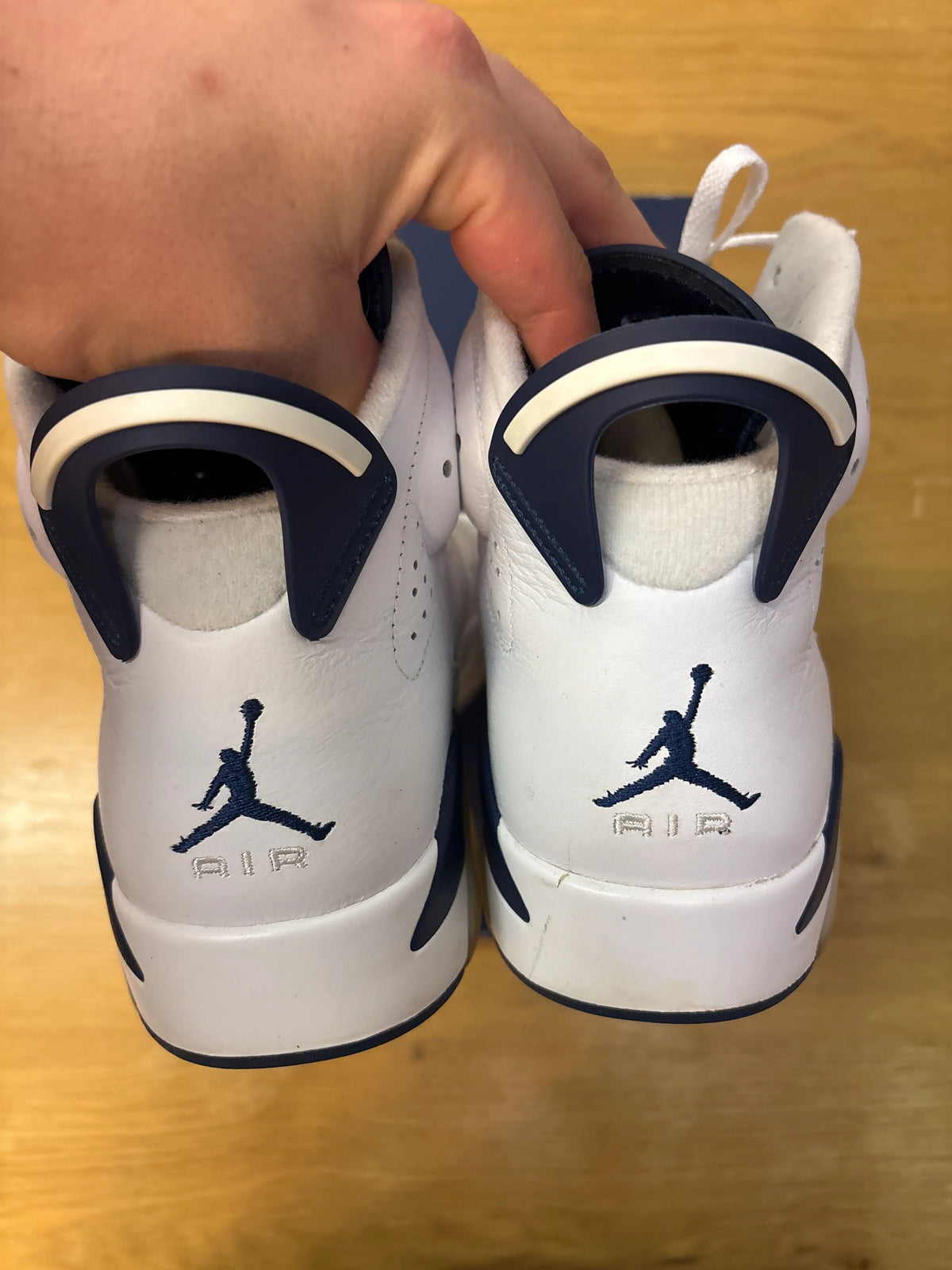 Jordan 6 Retro Midnight Navy (2022) - Pre-Owned
