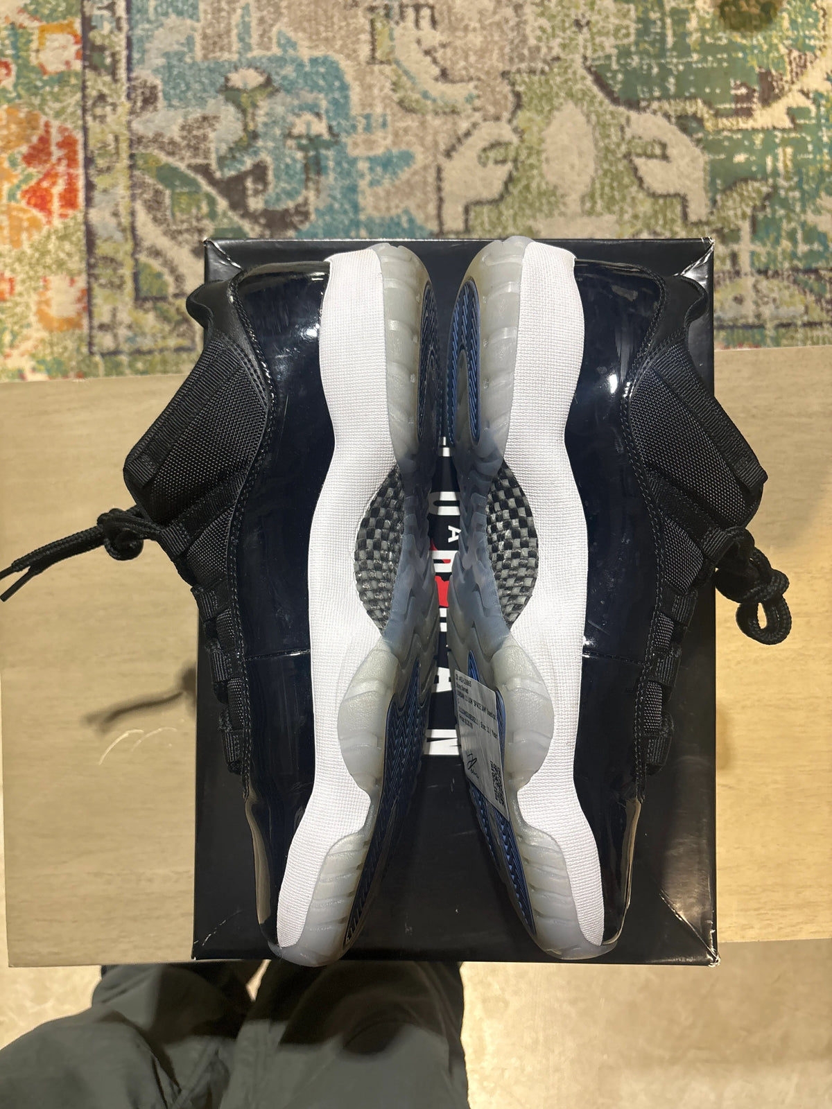 Jordan 11 Retro Low Space Jam - Pre-Owned