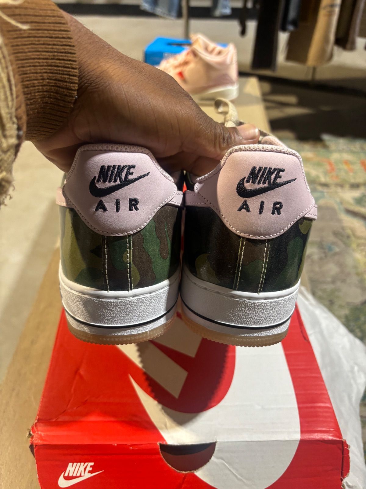 Nike Air Force 1 Low '07 LV8 Patent Camo Pink - Pre-Owned