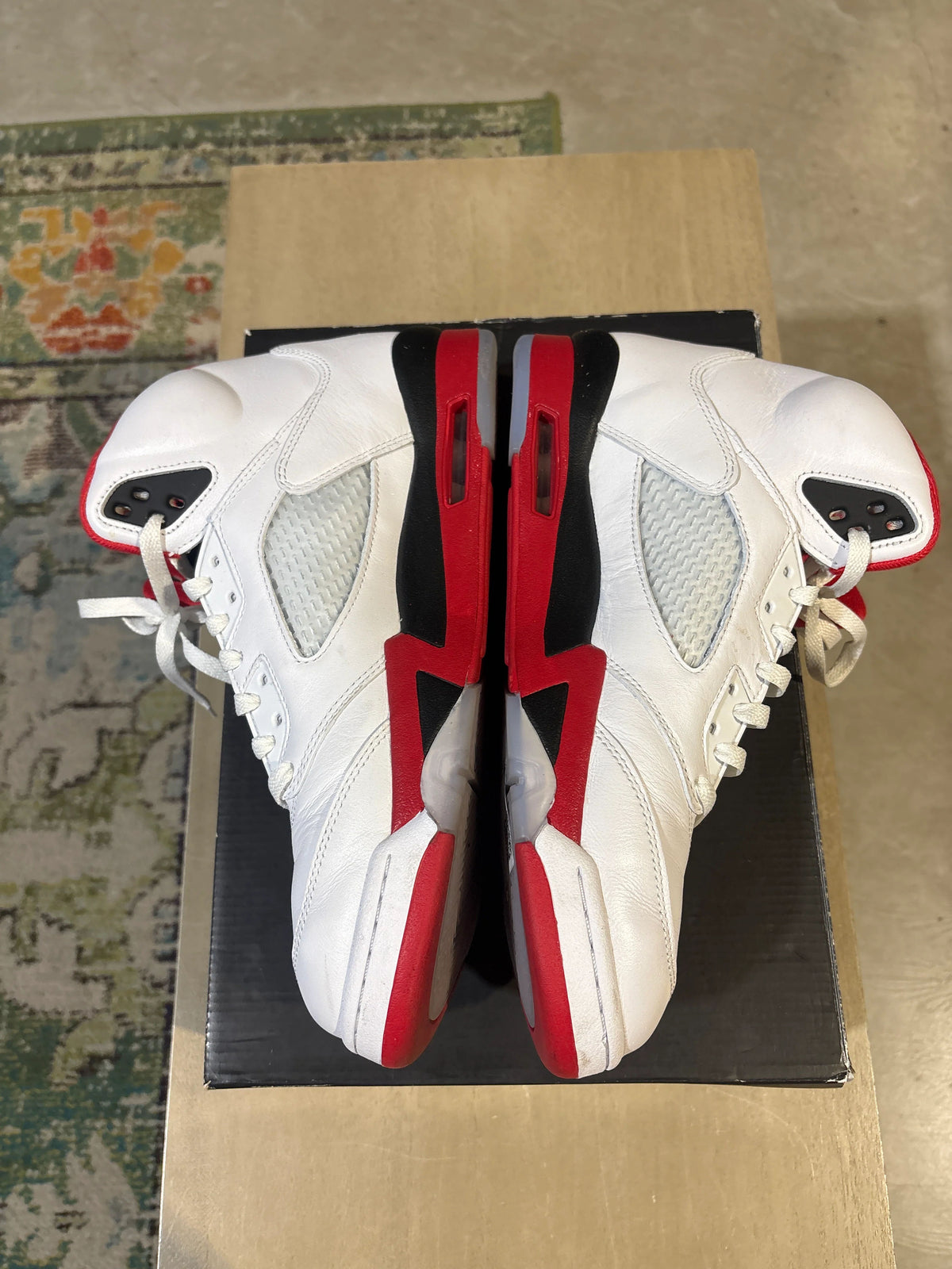 Jordan 5 Retro Fire Red Black Tongue (2025) - Pre-Owned