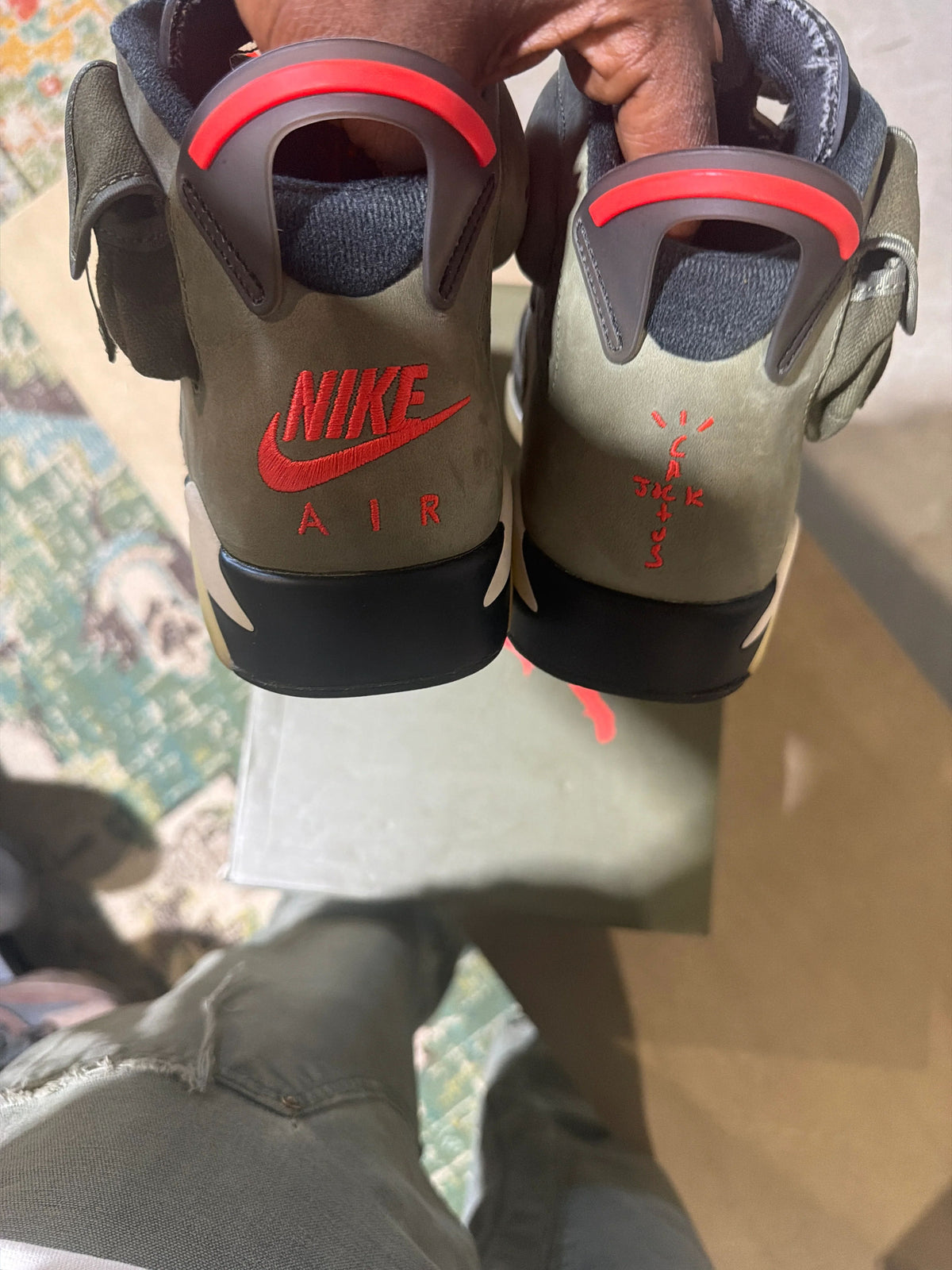 Jordan 6 Retro Travis Scott - Pre-Owned