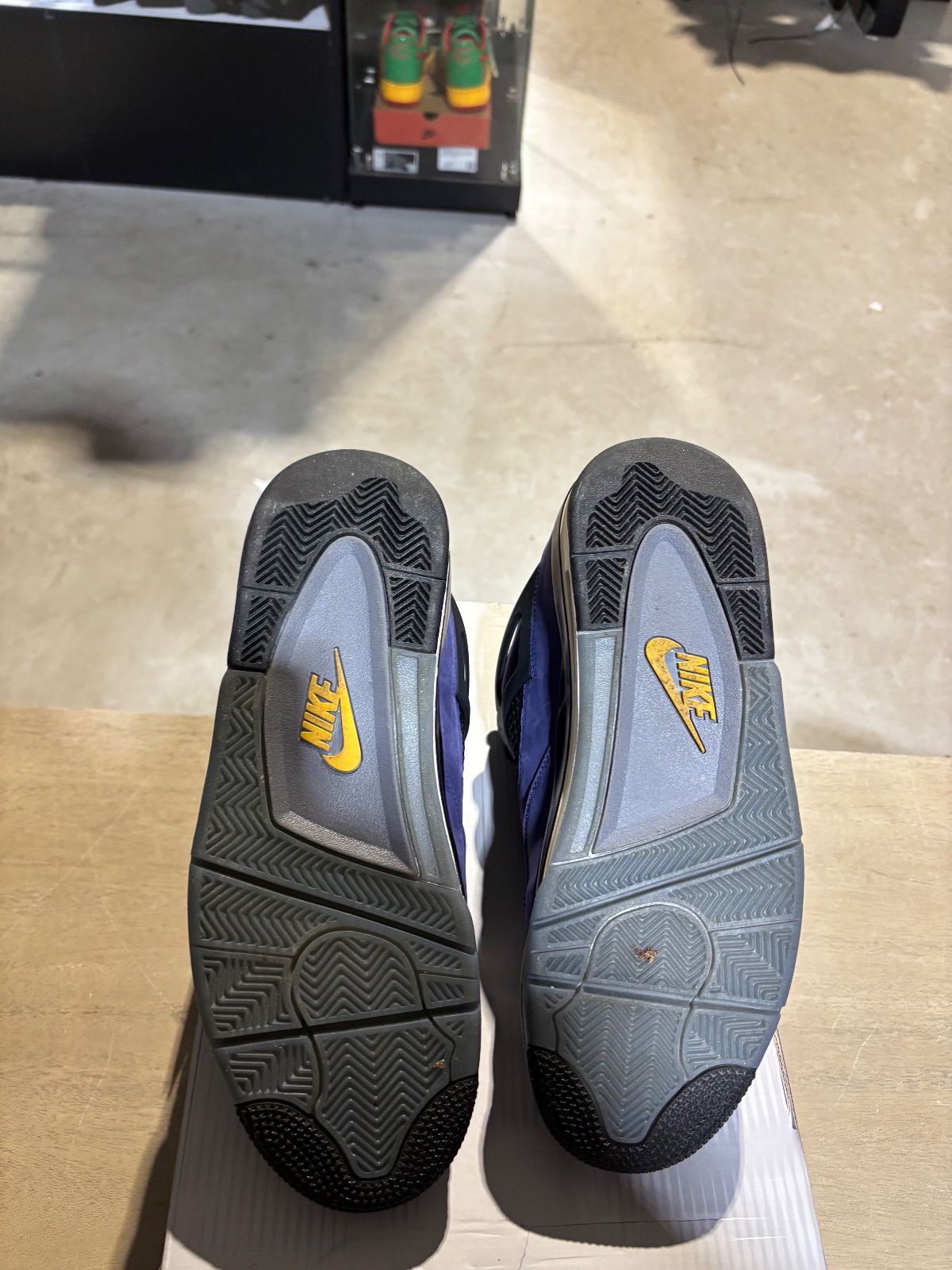 Jordan 4 Retro Lakers - Pre-Owned