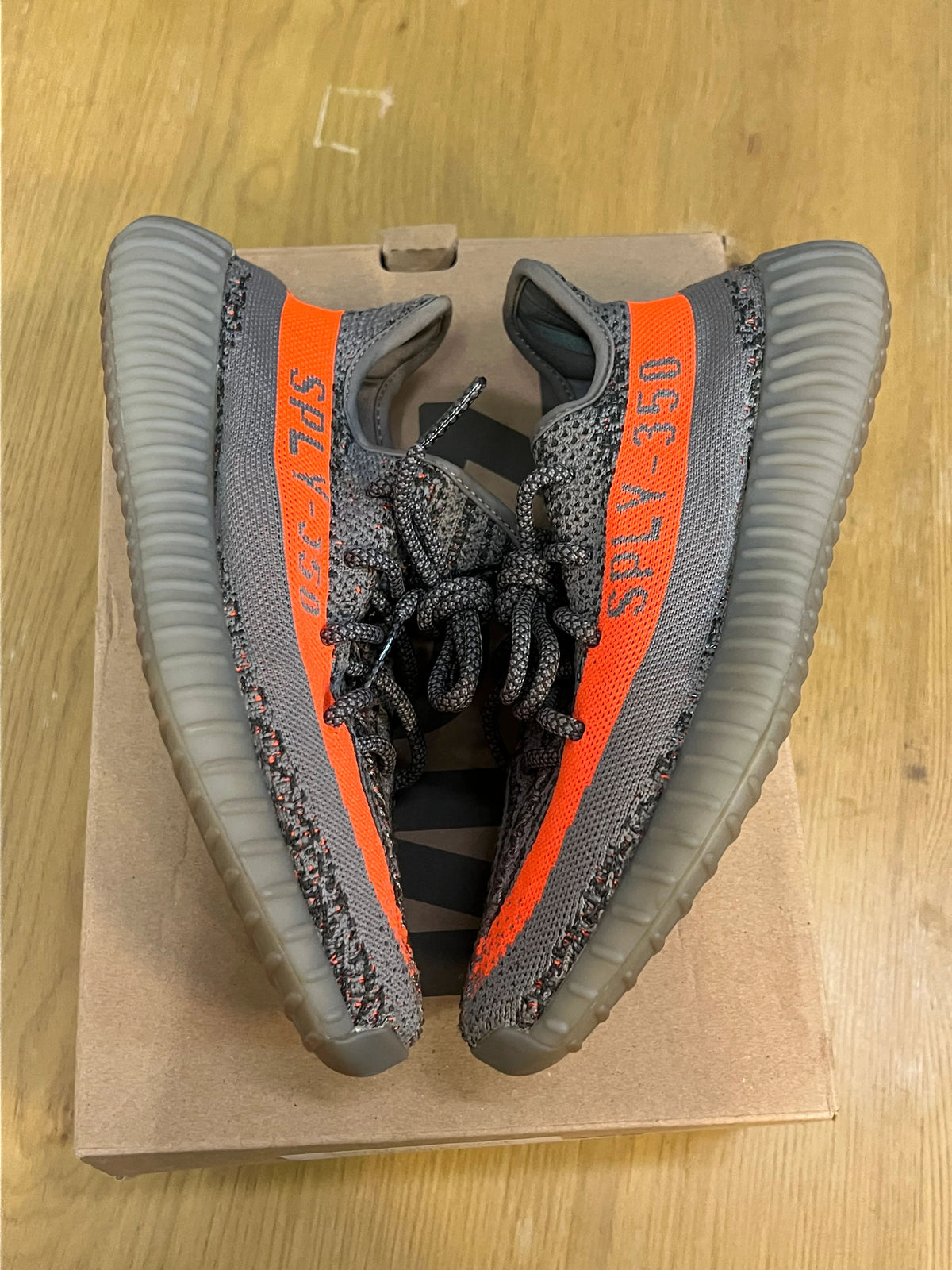 adidas Yeezy Boost 350 V2 Beluga Reflective - Pre-Owned