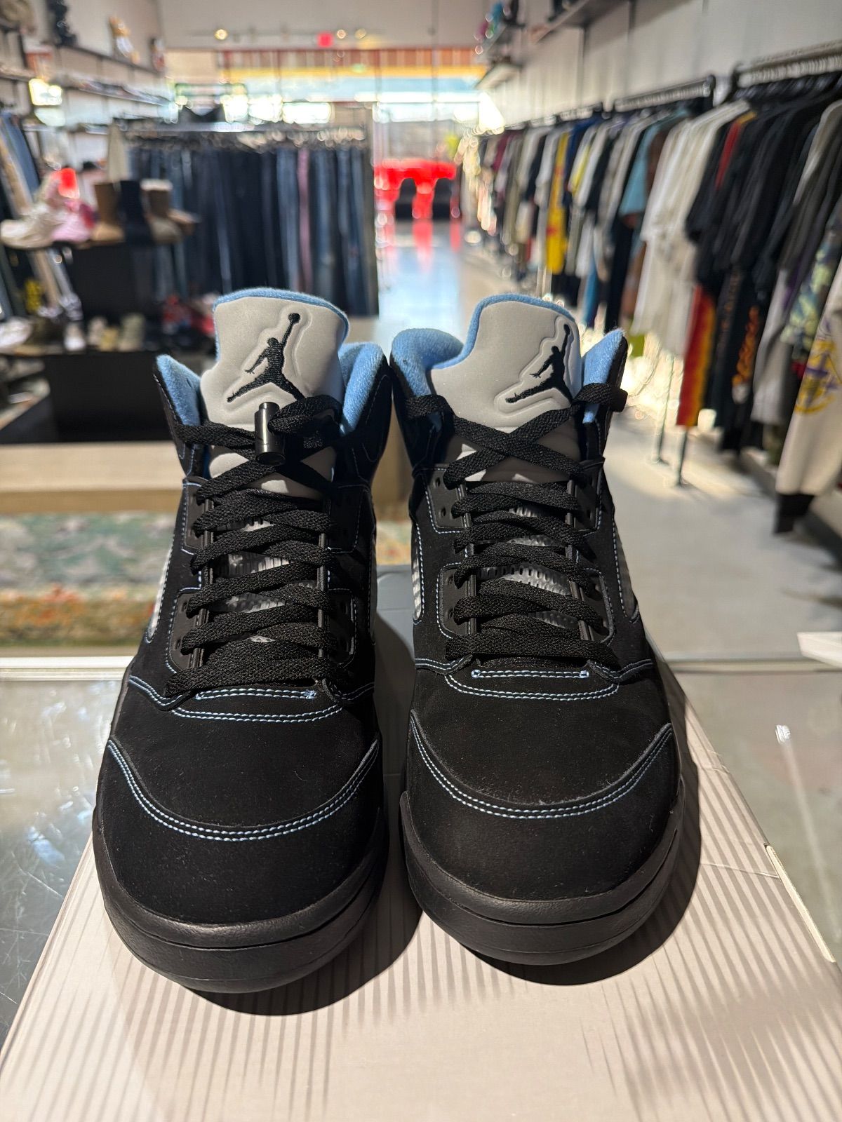 Jordan 5 Retro Black University Blue (2026) - Pre-Owned