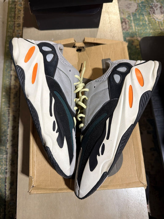adidas Yeezy Boost 700 Wave Runner - Pre-Owned
