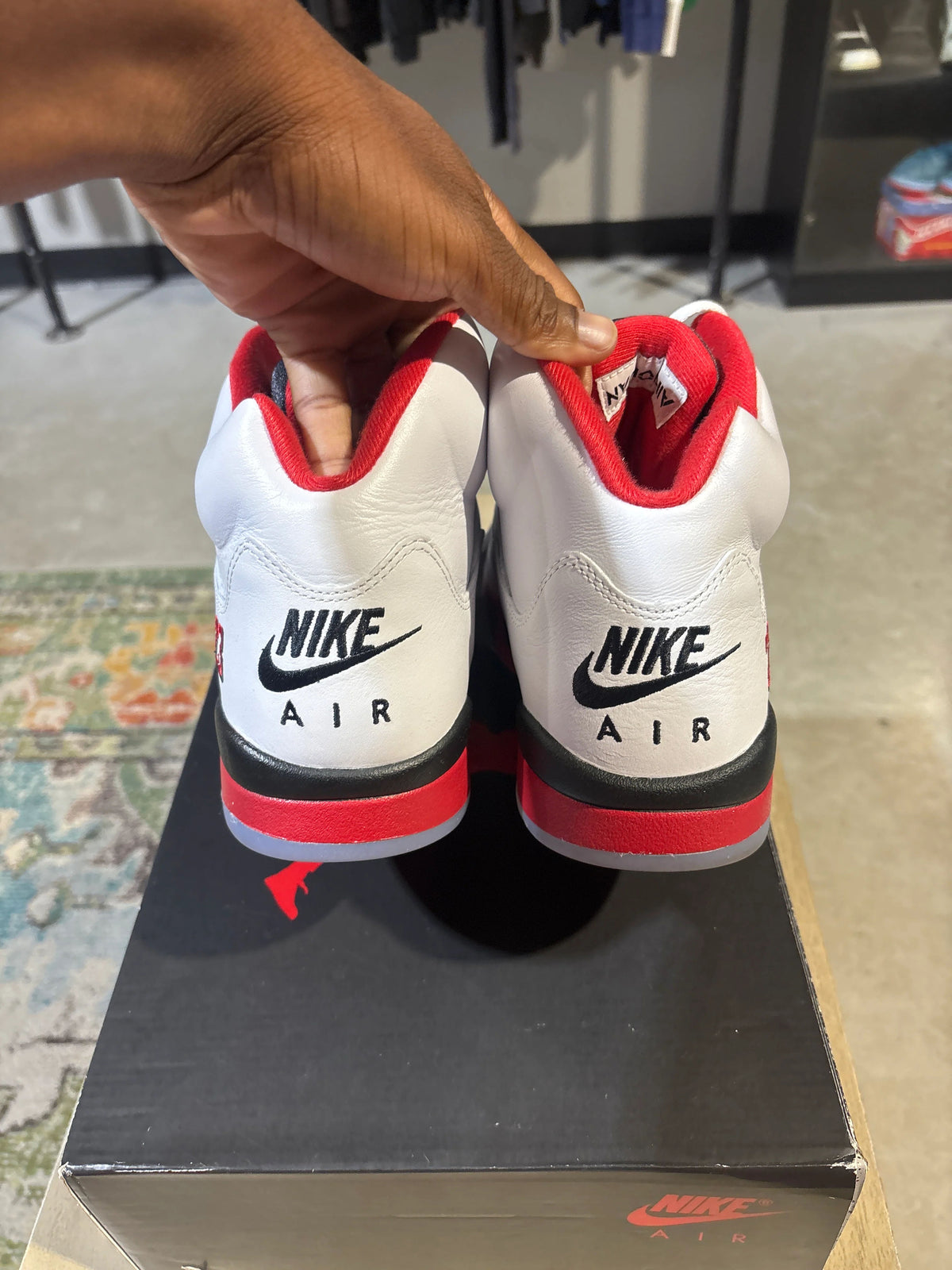 Jordan 5 Retro Fire Red Black Tongue (2025) - Pre-Owned