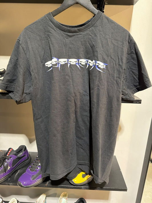 Supreme Skulls SPellout Tee Black Purple