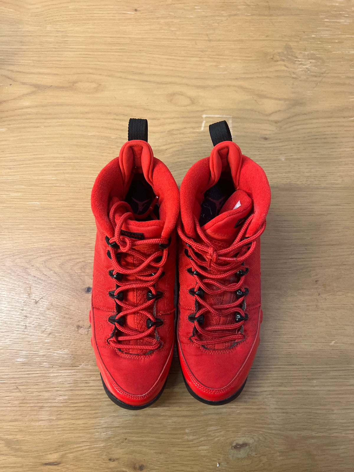 Jordan 9 Retro Chile Red - Pre-Owned