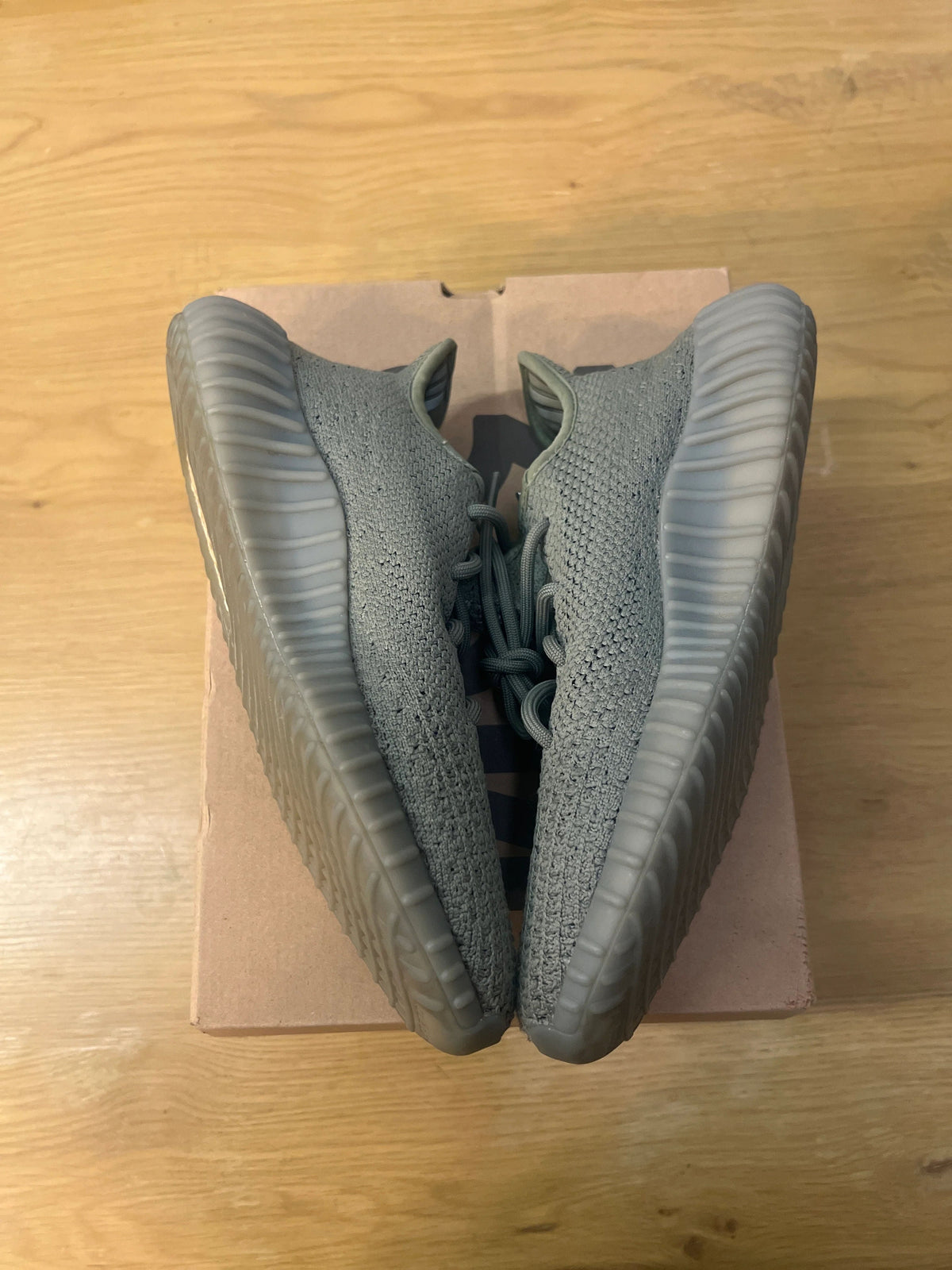 adidas Yeezy Boost 350 V2 Granite - Pre-Owned