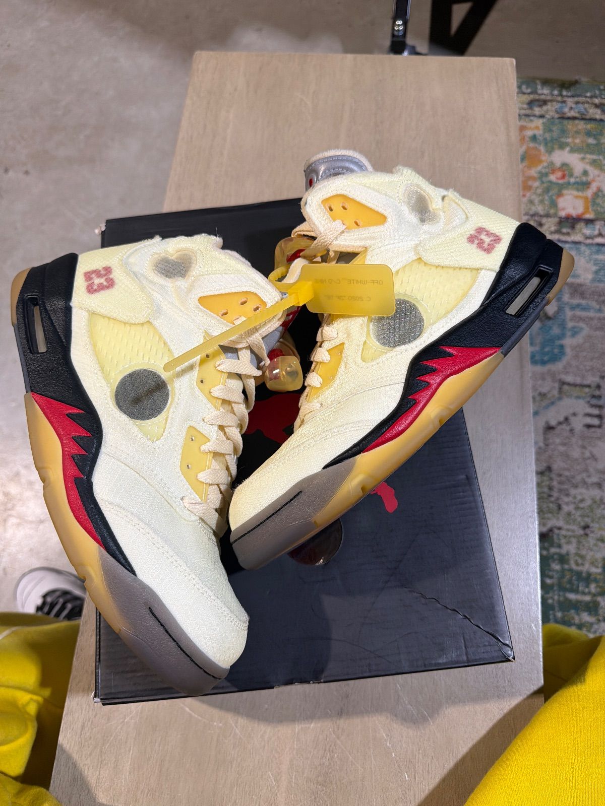 Jordan 5 Retro Off-White Sail - Pre-Owned