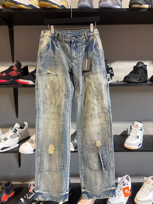 Gv Gallery Distressed Double Knees Light Wash