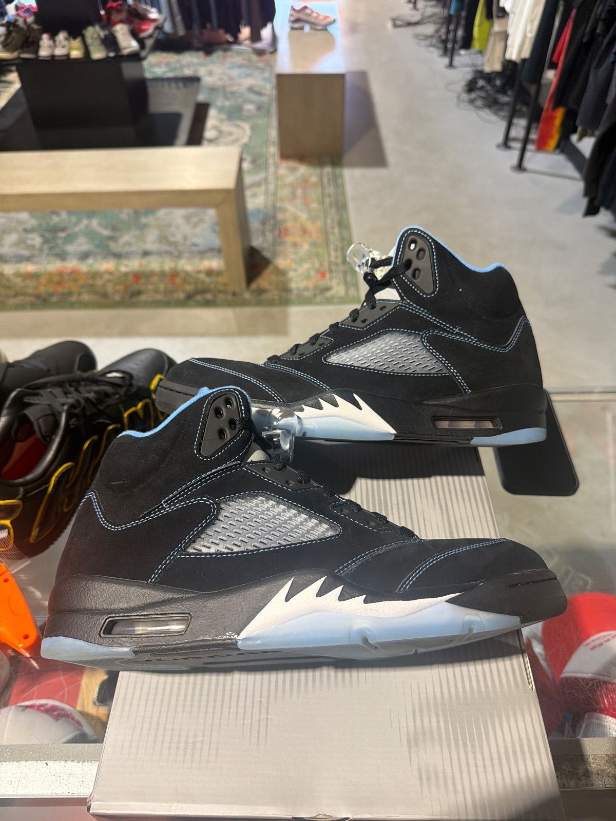Jordan 5 Retro Black University Blue (2026) - Pre-Owned
