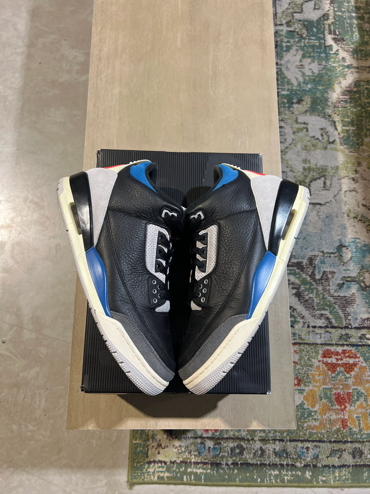 Jordan 3 Retro OG Rare Air - Pre-Owned