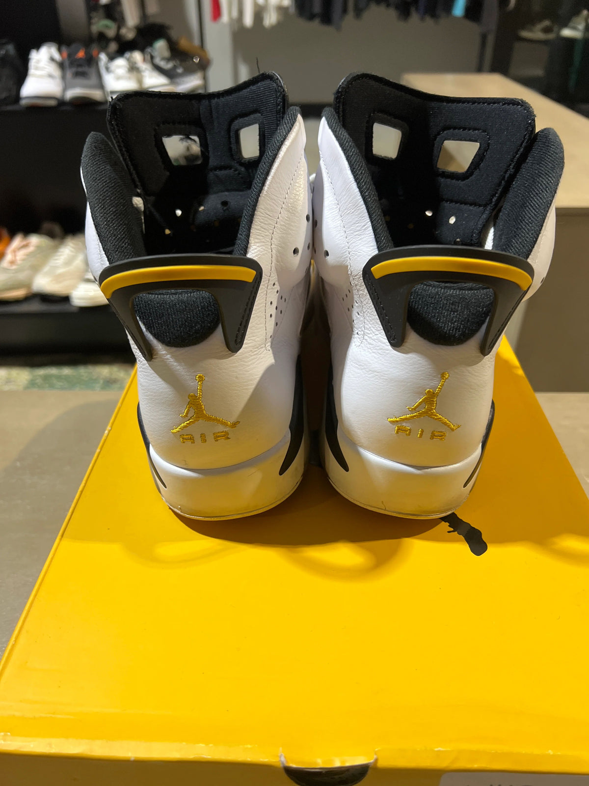 Jordan 6 Retro Yellow Ochre - Pre-Owned