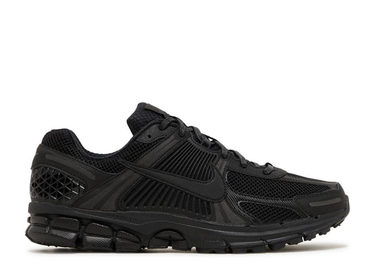 Air Zoom Vomero 5 Triple Black